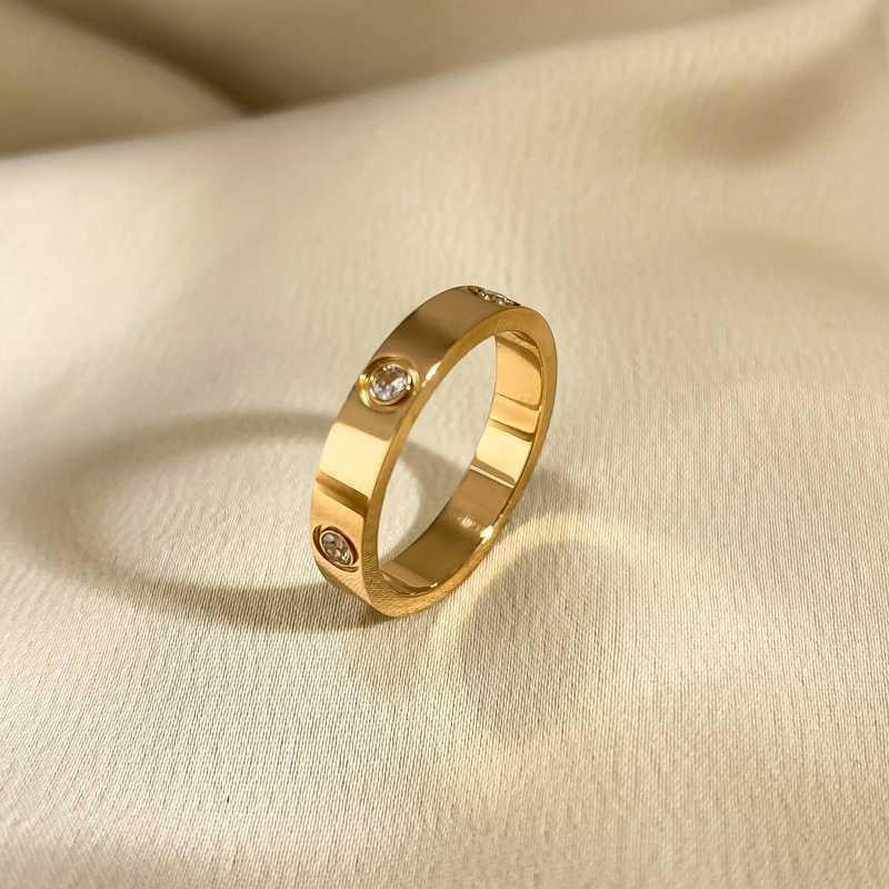 Bunny | Chic Band Ring