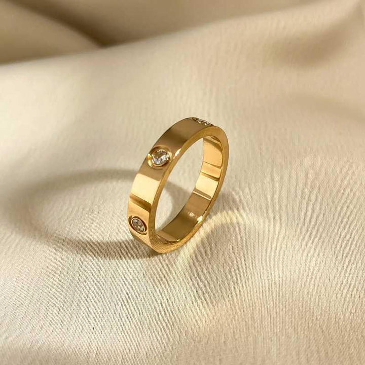 Bunny | Chic Band Ring