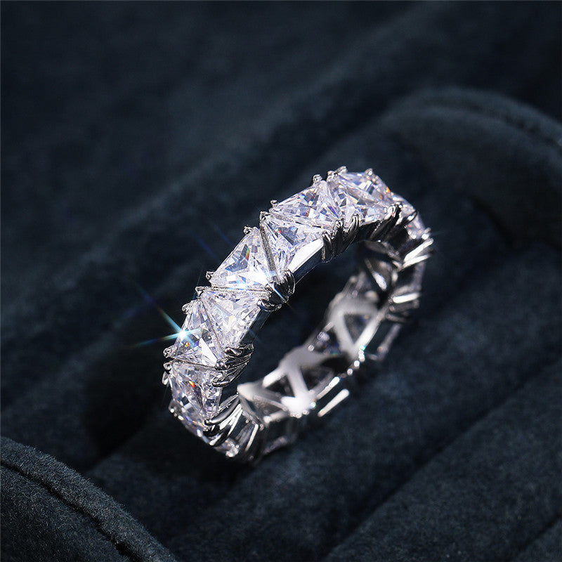 Brenna | Elegant Band Ring