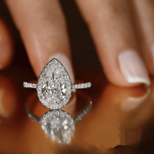 Bailey | Exquisite Pear-Shaped Ring