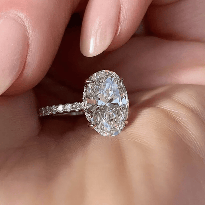 Bea | Stunning Oval Cut Ring