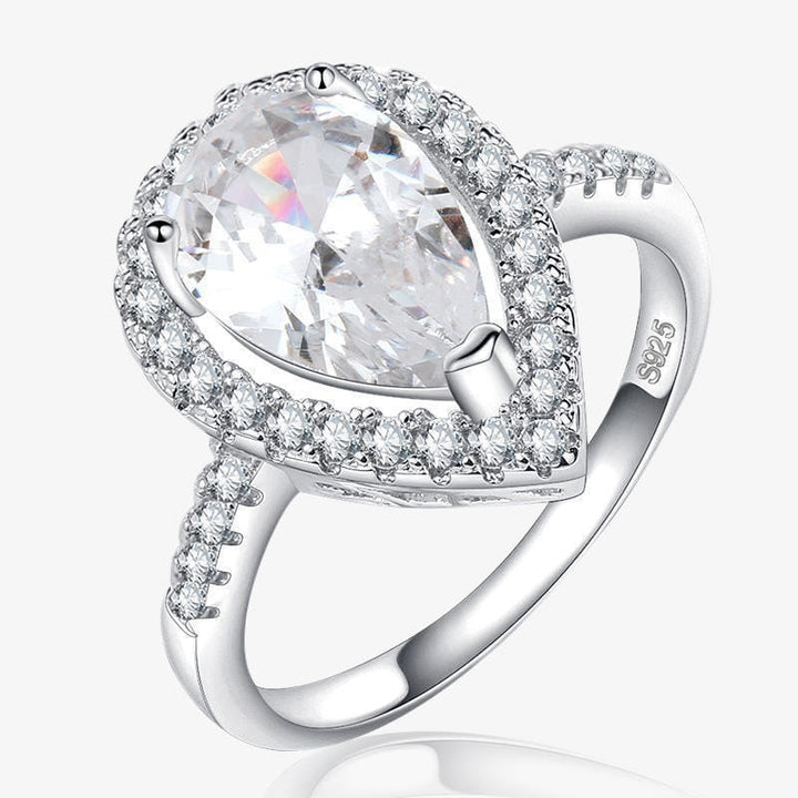 Bailey | Exquisite Pear-Shaped Ring