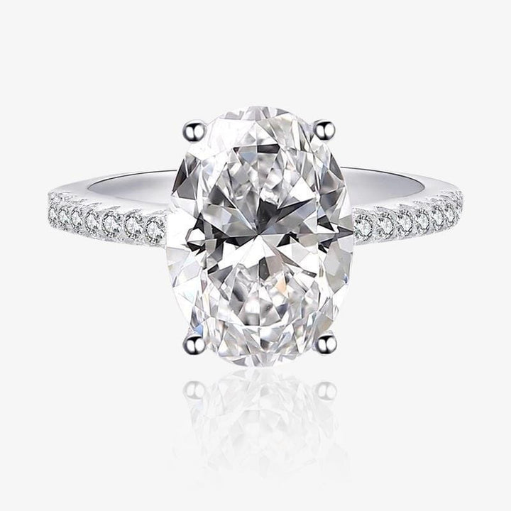 Bea | Stunning Oval Cut Ring